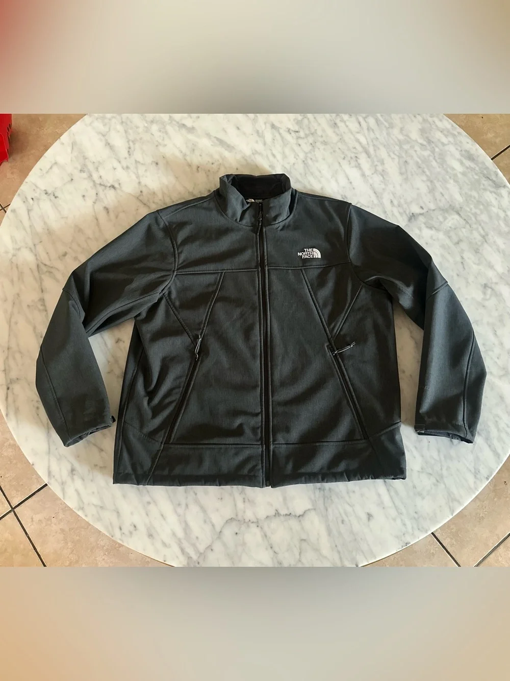 The North Face Men’s Full-Zip Softshell Fleece-Lined Jacket